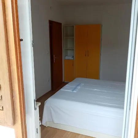Iva Apartment *