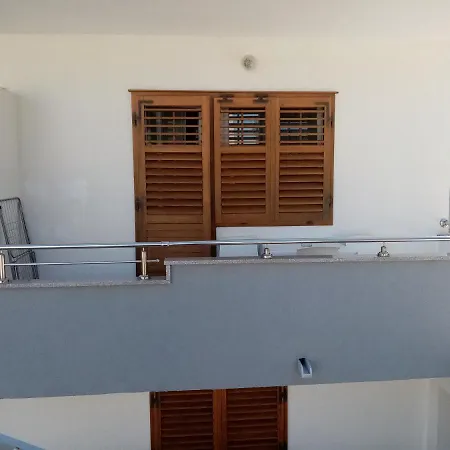 Iva Apartment *