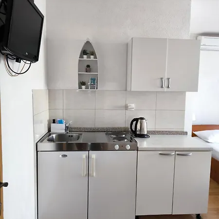 Iva Apartment